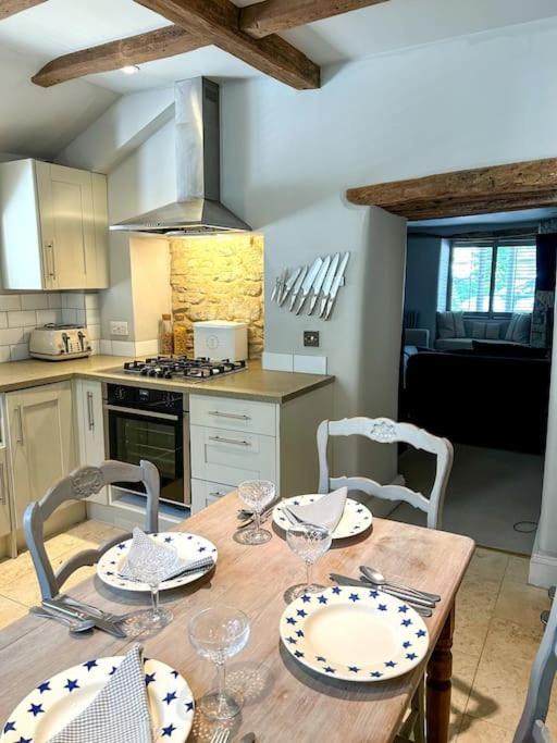Cotswold Cottage- Central Witney Εξωτερικό φωτογραφία
